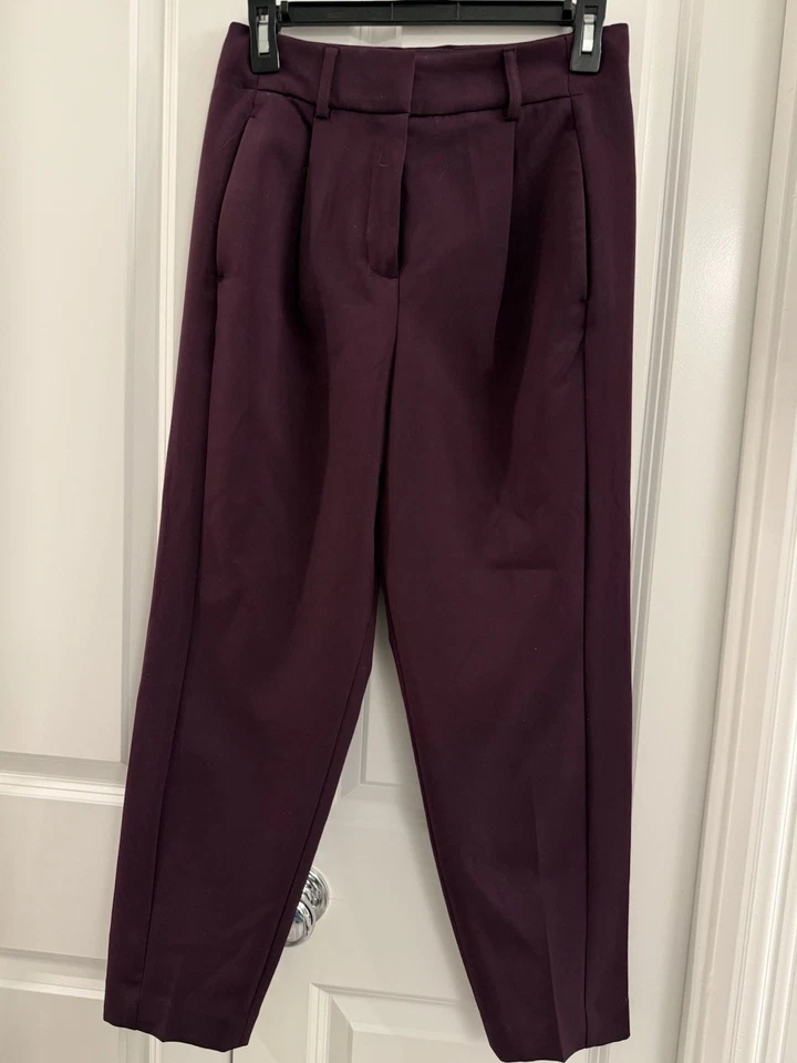 Calça social feminina Express ameixa profunda tamanho 2 curta - Imagem 2 de 4