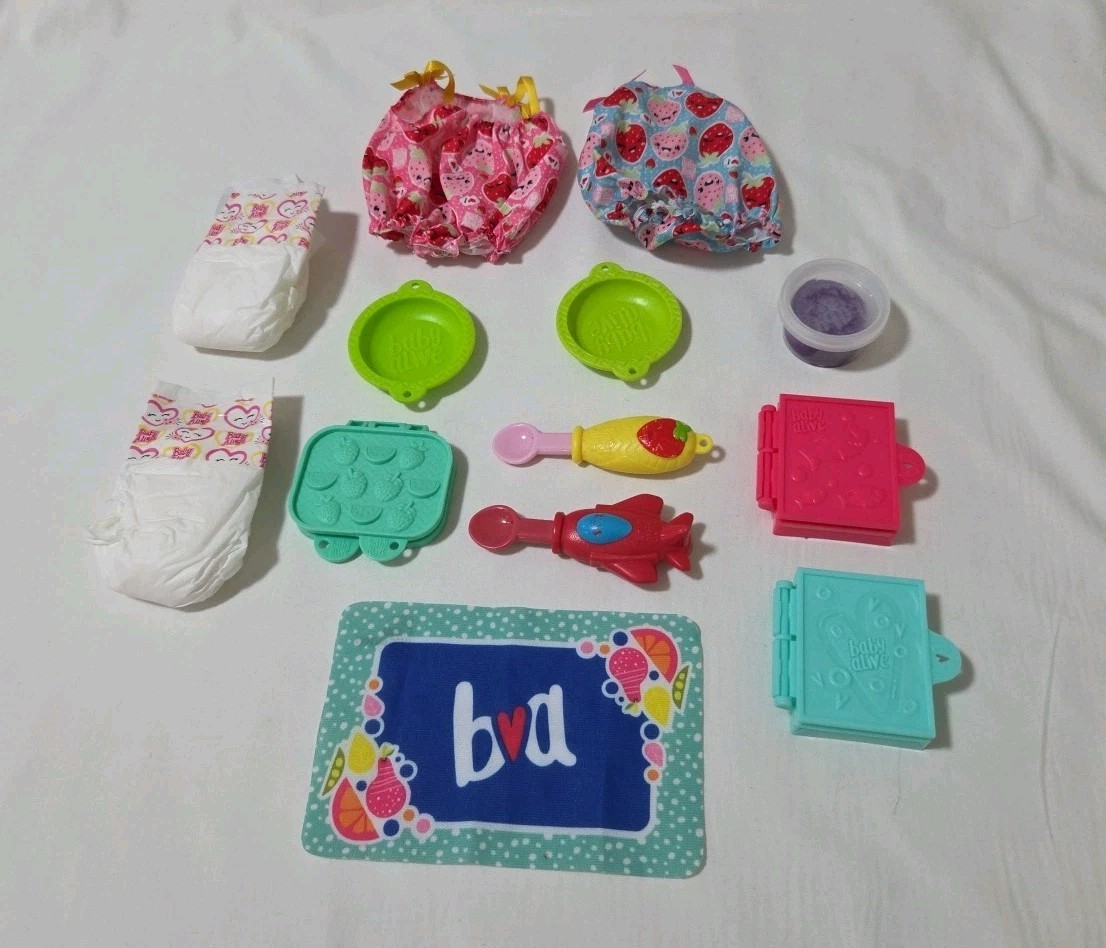 Baby Alive Super Snacks Lily Jumper  Dough Shape Diaper Dish