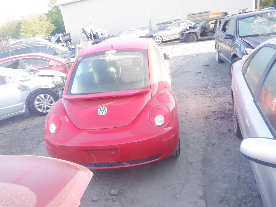 Espejo retrovisor interior delantero central usado se adapta a: Volkswagen Beetle 2006 con dígito Foto 3 de 4