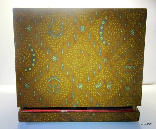 Cubierta y caja de vidrio de exhibición de casa de pueblo Indonesia filigrana plateada vintage - Imagen 11 de 18