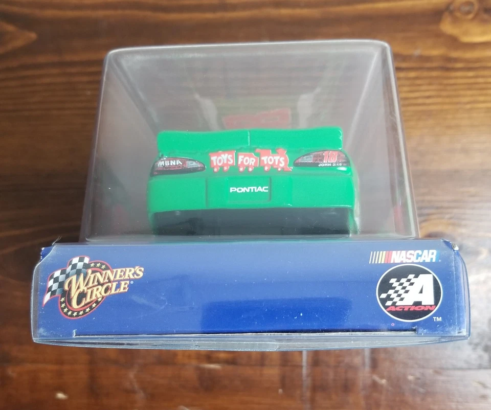 NASCAR Bobby Labonte #18 Coca Cola Polar Bear Pontiac 2002 1:24 Toys For Tots - Image 4 of 4