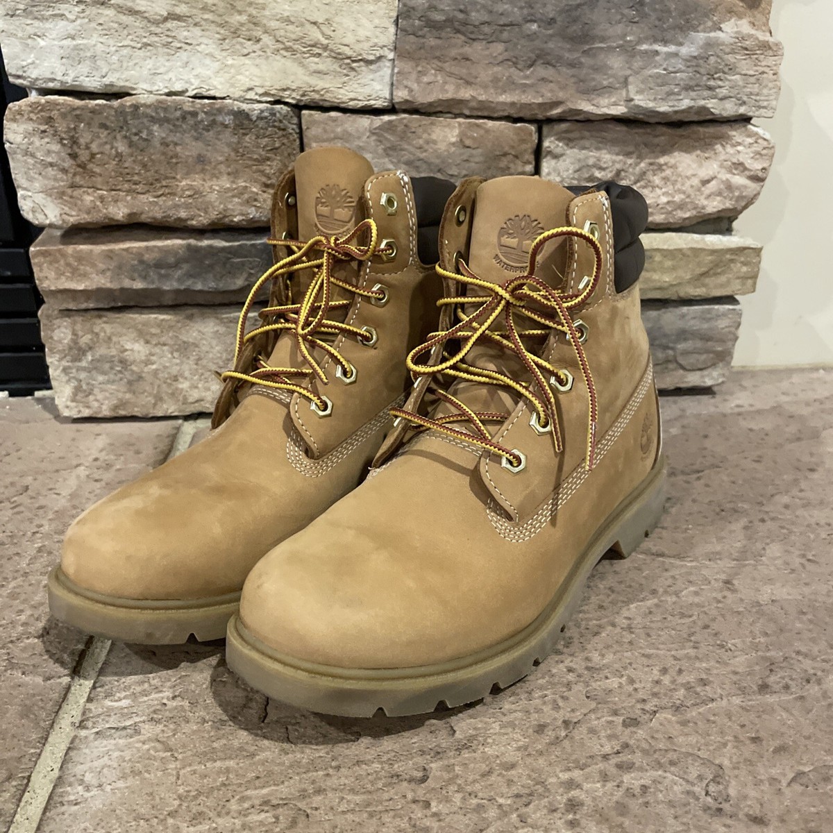 Timberland Waterproof 400 Gram Primaloft A161G Boot Women's SZ 8.5