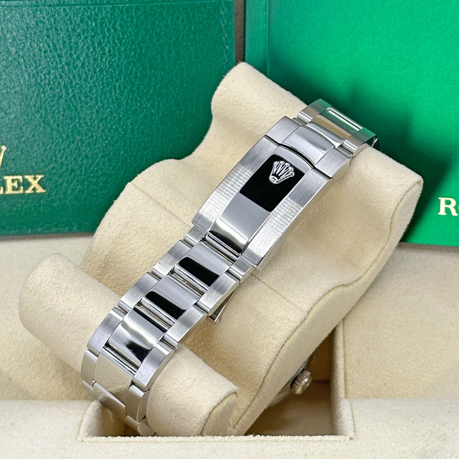 Rolex Datejust 41mm, White Index Dial, Oyster 126334-0009 Mint 2020 image 9