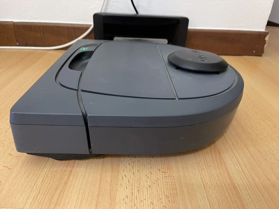 Neato Robotics Botvac D304 Connected Robot Aspirapolvere - Grigio - Immagine 3 di 4