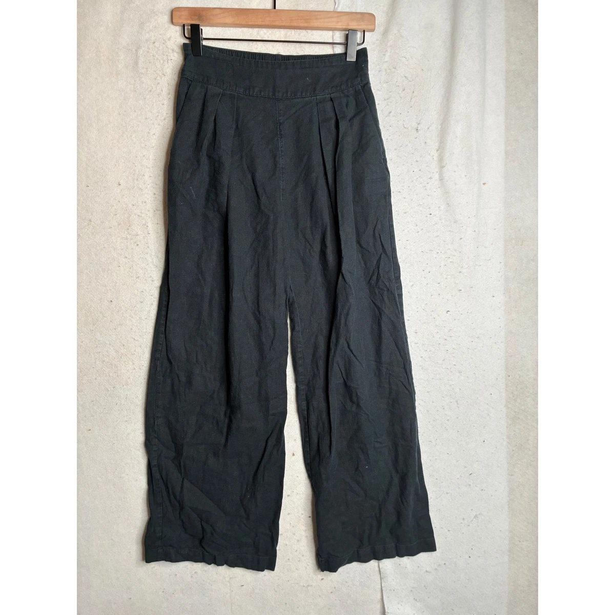 Abercrombie & Fitch Black Pants for Women for sale | eBay display picture 1