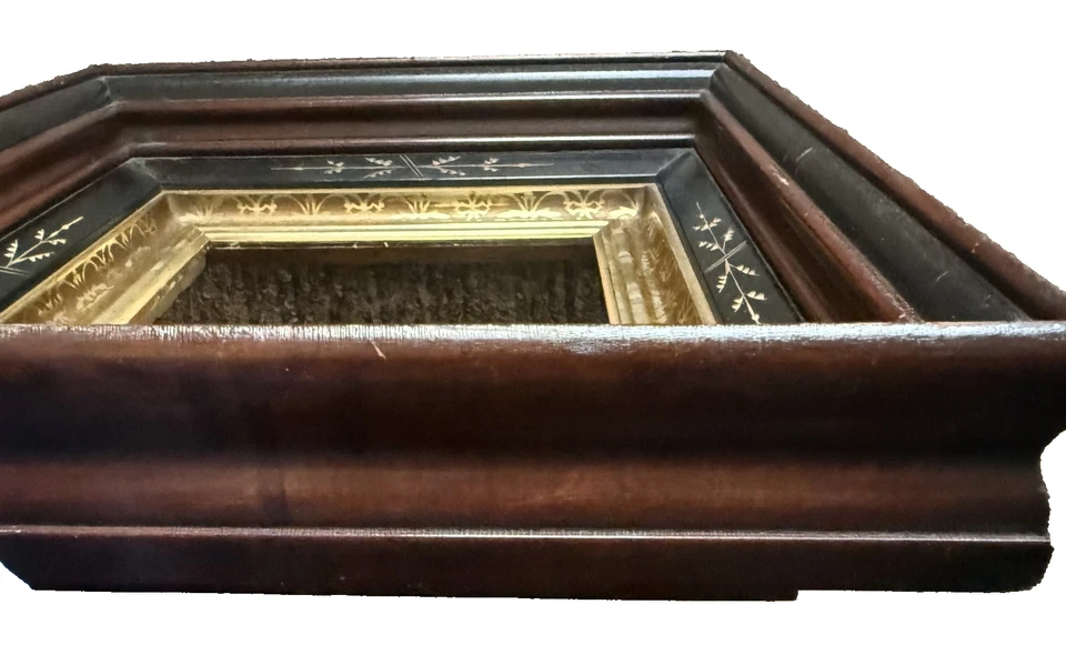 Antique Eastlake Etched/Gilded 13"x15" Deep 3" Shadowbox Frame for 8x10 Image - Image 2 of 4