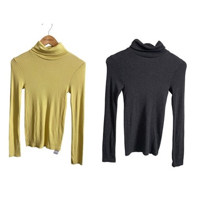 Uniqlo Heat Tech Extra Warm Turtleneck Long Sleeve Base Layer Bundle Size Medium
