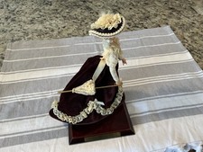 VTG  Seleccion Marin Alicia SDoll Miss Alicia Siglo XIX With Wood Base
