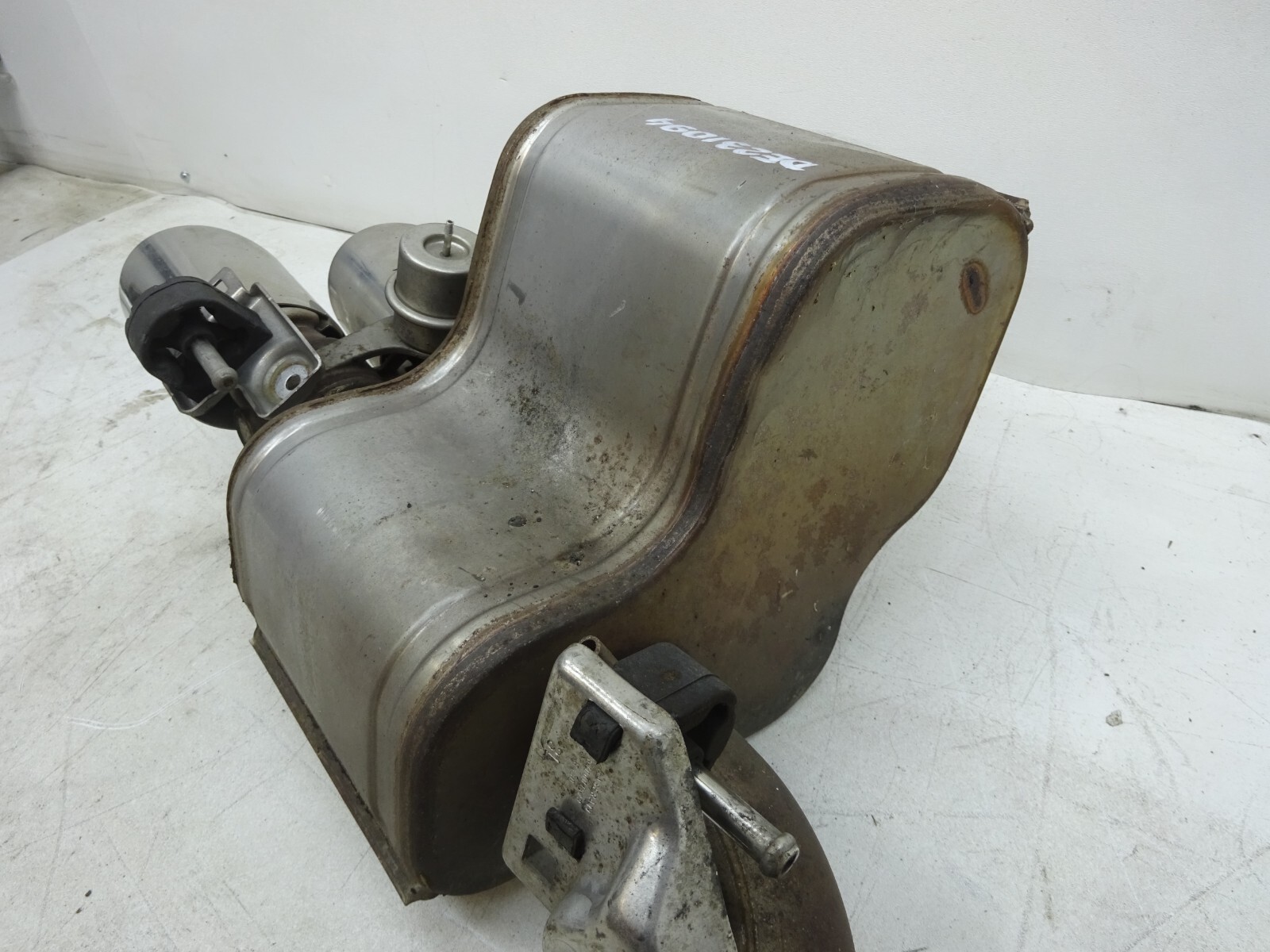 2014-2017 Maserati Ghibli Rear Left Driver Exhaust Muffler Pipe OEM DE231094