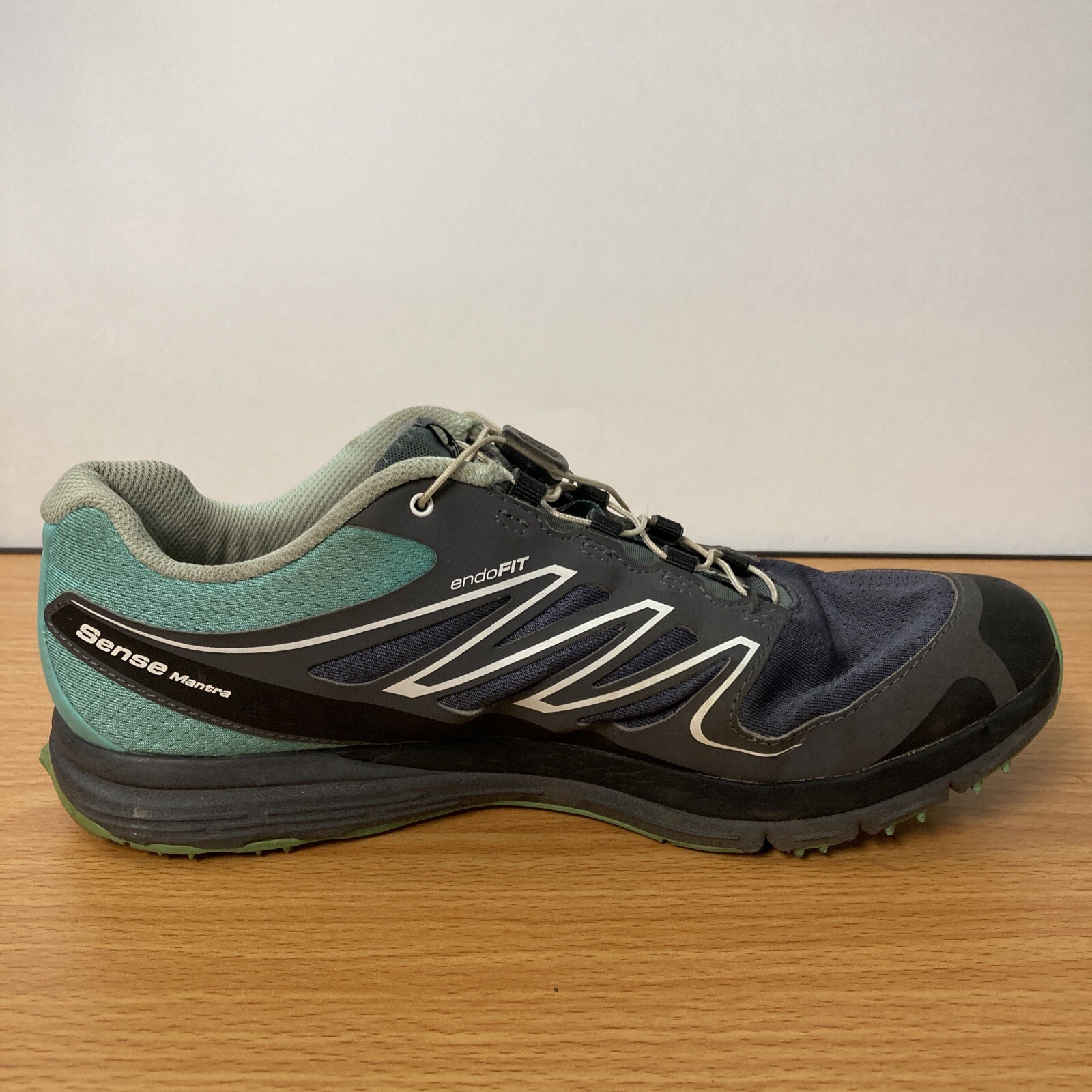 Salomon Scarpe da trail running da donna 9 5 M Sense Mantra 2 grigie come nuove verdi città