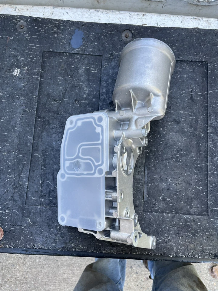 For BMW E34 E36 325i 325is 525i M3 92-99 Oil Filter Housing GENUINE 11421738640 - Image 3 of 4