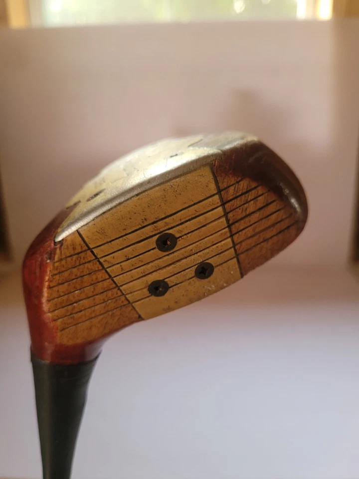 VINTAGE SPALDING DRIVER, GOLF CLUB PERSIMMON WOOD, MODEL 1335. - Image 3 of 4