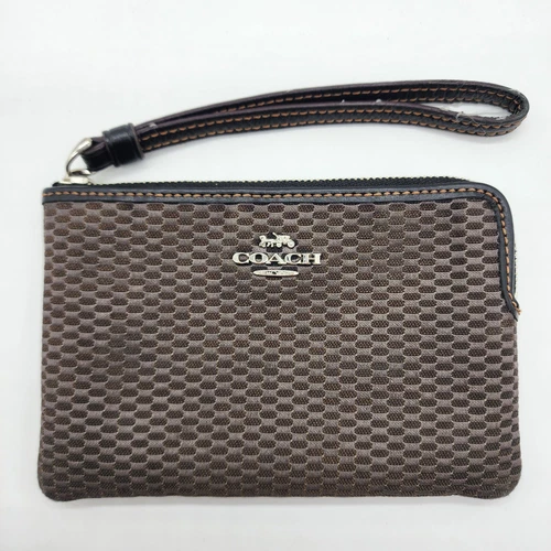 Coach Legacy Braccialetto con zip angolare in tessuto jacquard marrone 6x4x0 5 in F13311