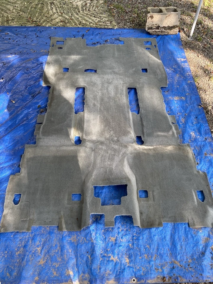 TOYOTA SEQUOIA TAPETE FORRO CARPETE PISO TRASEIRO FABRICANTE DE EQUIPAMENTO ORIGINAL 2008 - 2020 - Imagem 2 de 4