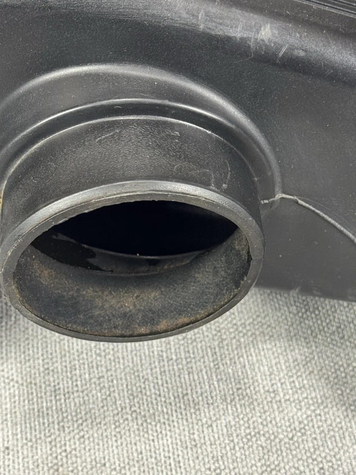 Chevy Trailblazer Vortec 2002-2008 caja de aire resonador de admisión 4200 OEM enviado Foto 4 de 4