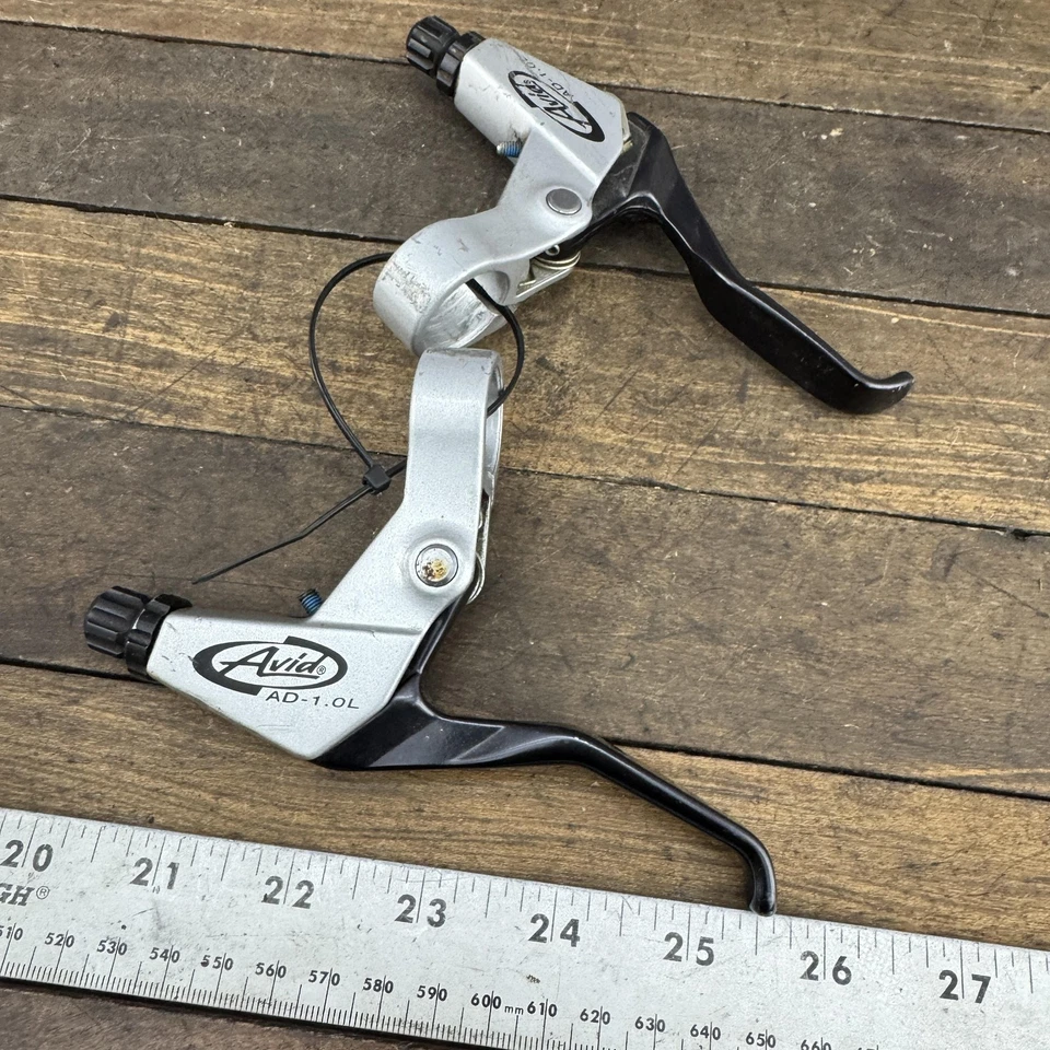 Par de palancas de freno vintage Avid AD-1,0 L aleación bicicleta de montaña 185 g Taiwán años 90 MTB Foto 2 de 4