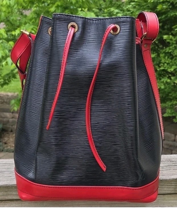 Auth Louis Vuitton Noe Bucket Bag Large Epi Leather