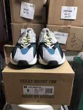 yeezy wave runner size 8