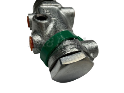 ディフェンダー　15ポンド Land Rover Defender 110 1987-2006 Brake Valve Assembly