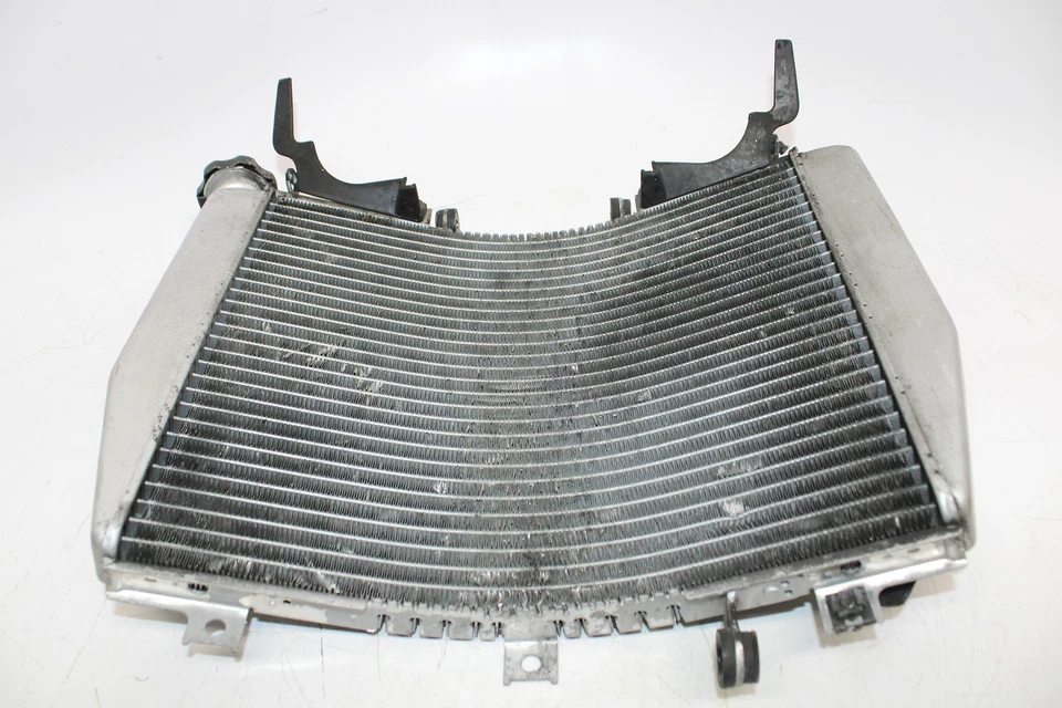 Kawasaki Ninja Zx6r Zx600j 2002 radiador motor enfriador radiador de refrigeración Foto 2 de 4