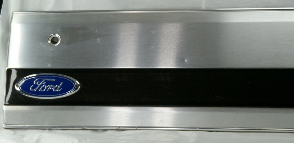 1987-1996 Ford Bronco Tailgate Trim Panel 87-96 Tail Gate Panel Black Strip 501 - Image 2 of 4