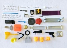 29PC Mixed Lot Vintage  Recent Toy Weapons  Replacement Parts
