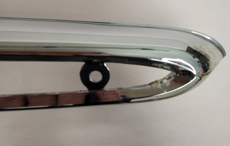 1963 Chrysler 300 Grille Center Bar Chrome W/O Medallion Emblem 2276412. - Image 3 of 4