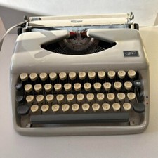 TRUMPH Tippa Vintage Typewriter Gray Retro QWERTY Keyboard No Checked JP W/Case thumbnail