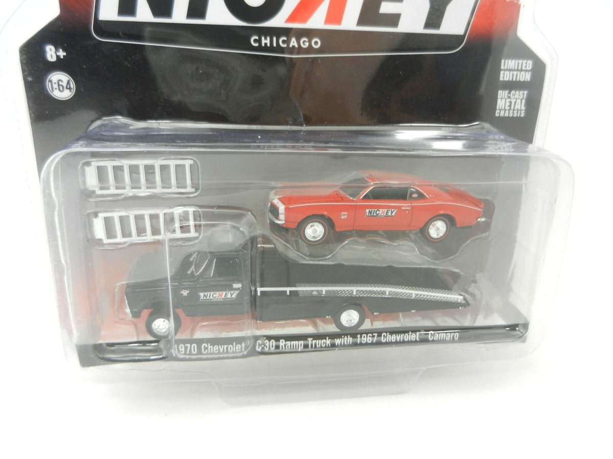 1:64 GreenLight ACME *NICKEY* Black 1970 C-30 RAMP TRUCK & Red