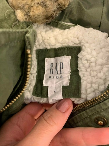 Gap Kids Jacket Zip Front Faux Fur Hood Trim Soft Lining Khaki Size S 6-7 YRS - Picture 3 of 7