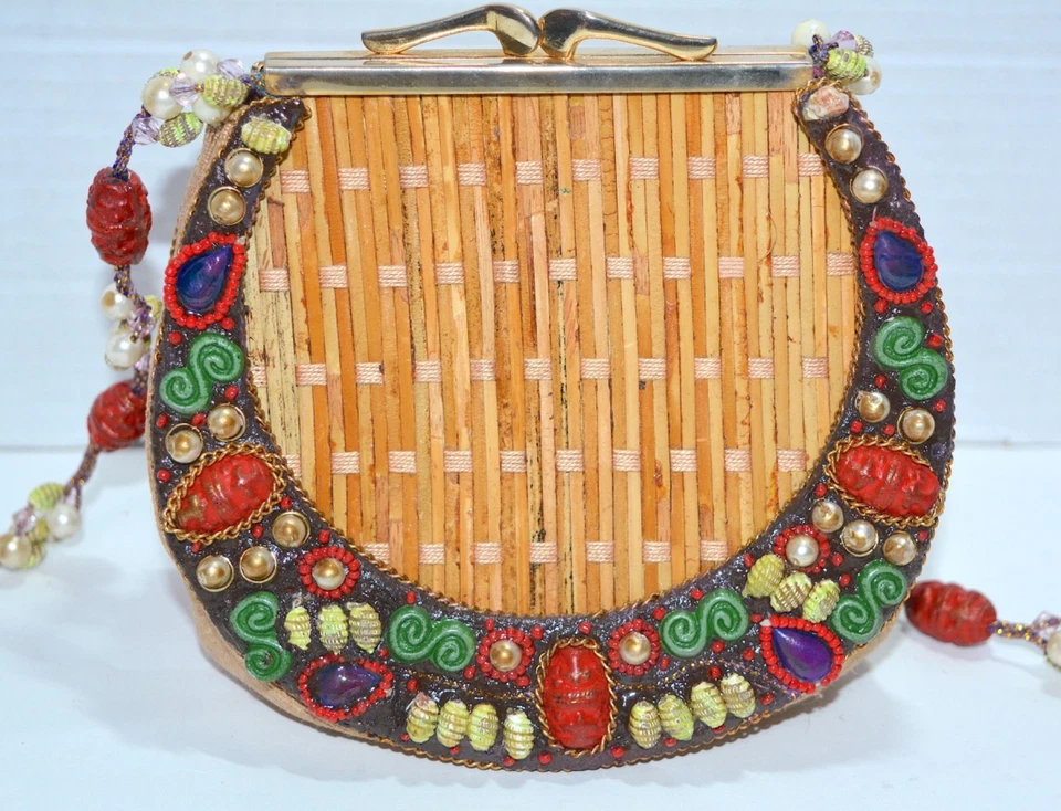 Mary Frances Vintage Boho Crossbody Kiss Lock Purse Woven Wicker Shell Bead - Image 3 of 4