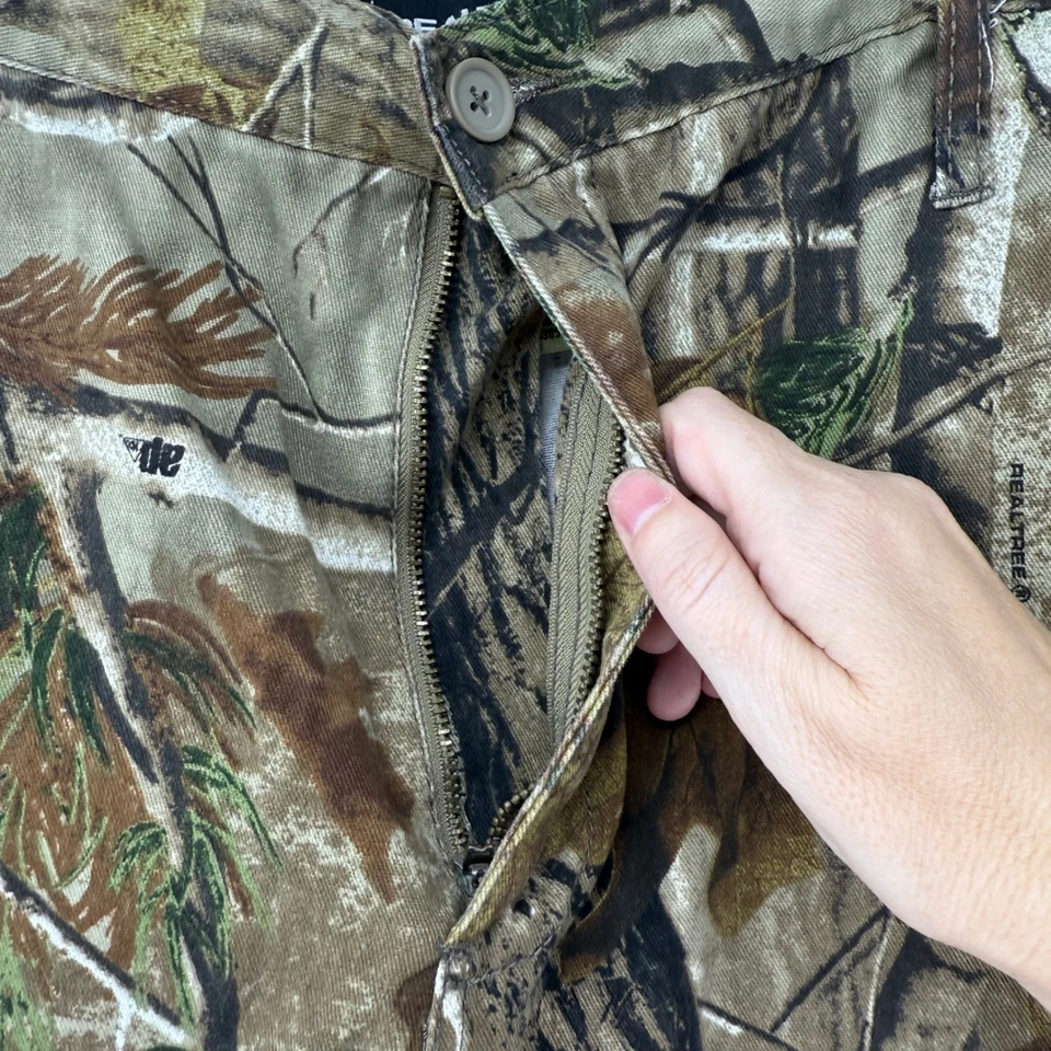Realtree Mens XL Camo Hunting Cargo Pants Drawstring Bottoms 40 42 - Image 3 of 4