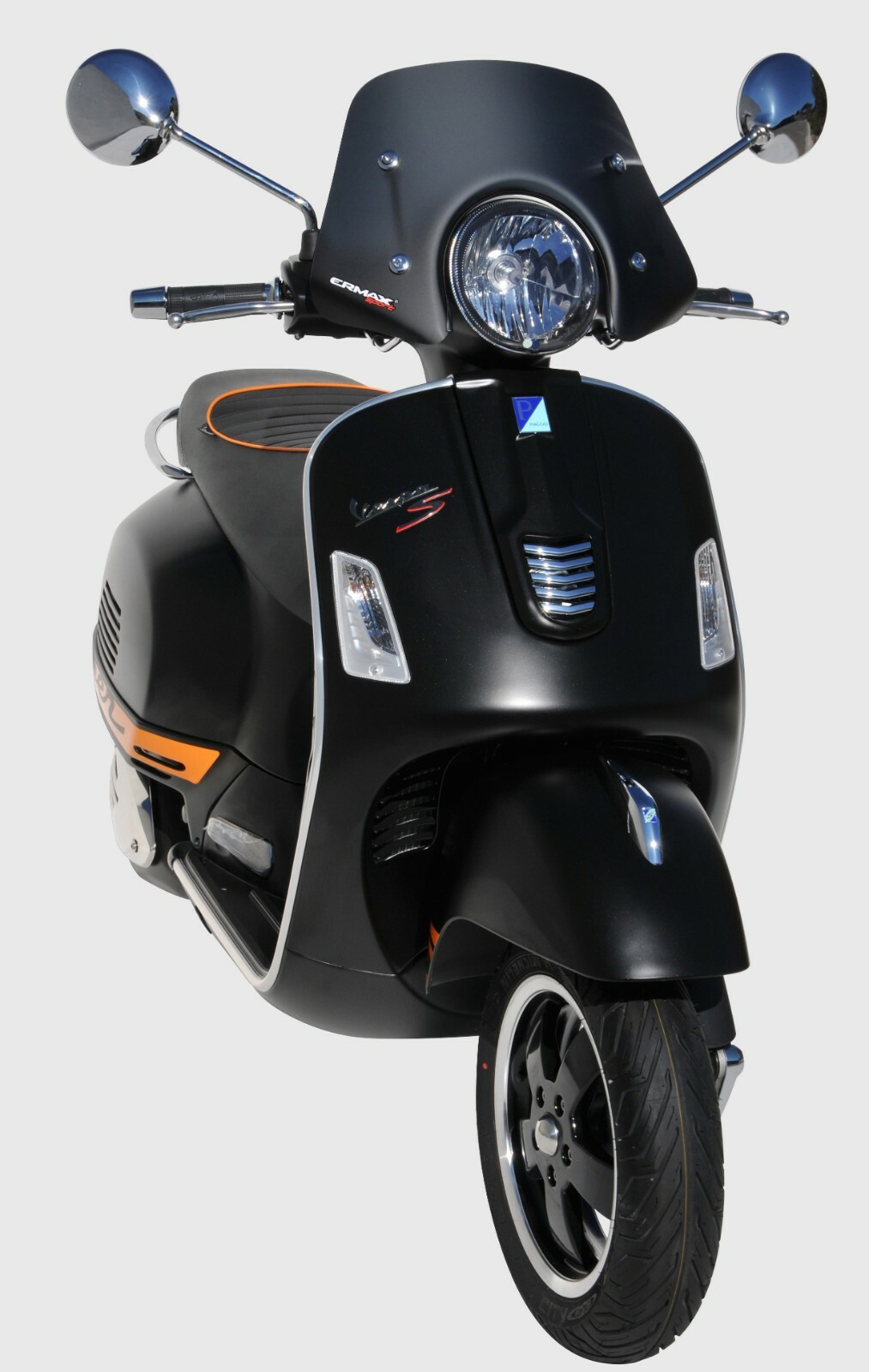 Pare-brise Ermax 30cm noir satin pour scooter Vespa GTS 125 et 300