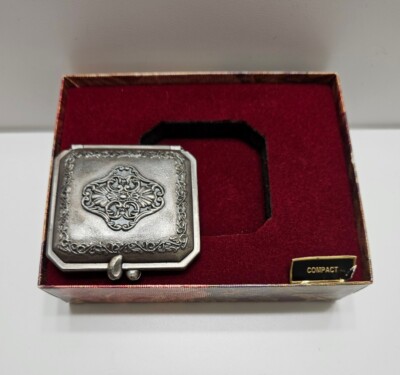 1928 ヴィンテージ　 ミラーコンパクト Vintage 1928 Gift Accessory Co. Compact Mirror In Original Box | eBay