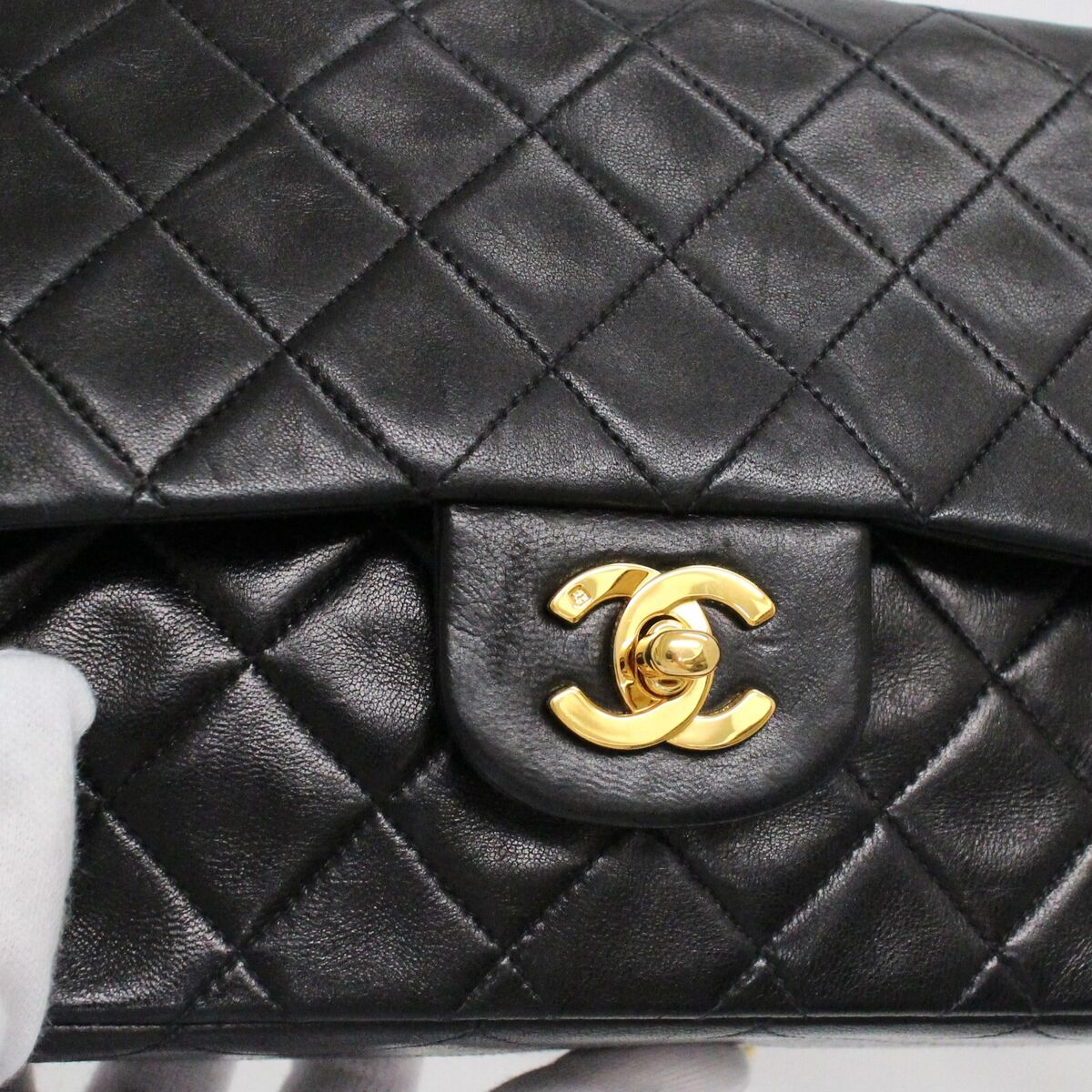 CHANEL Matelasse Lamb Skin 25 Medium Double Flap Shoulder