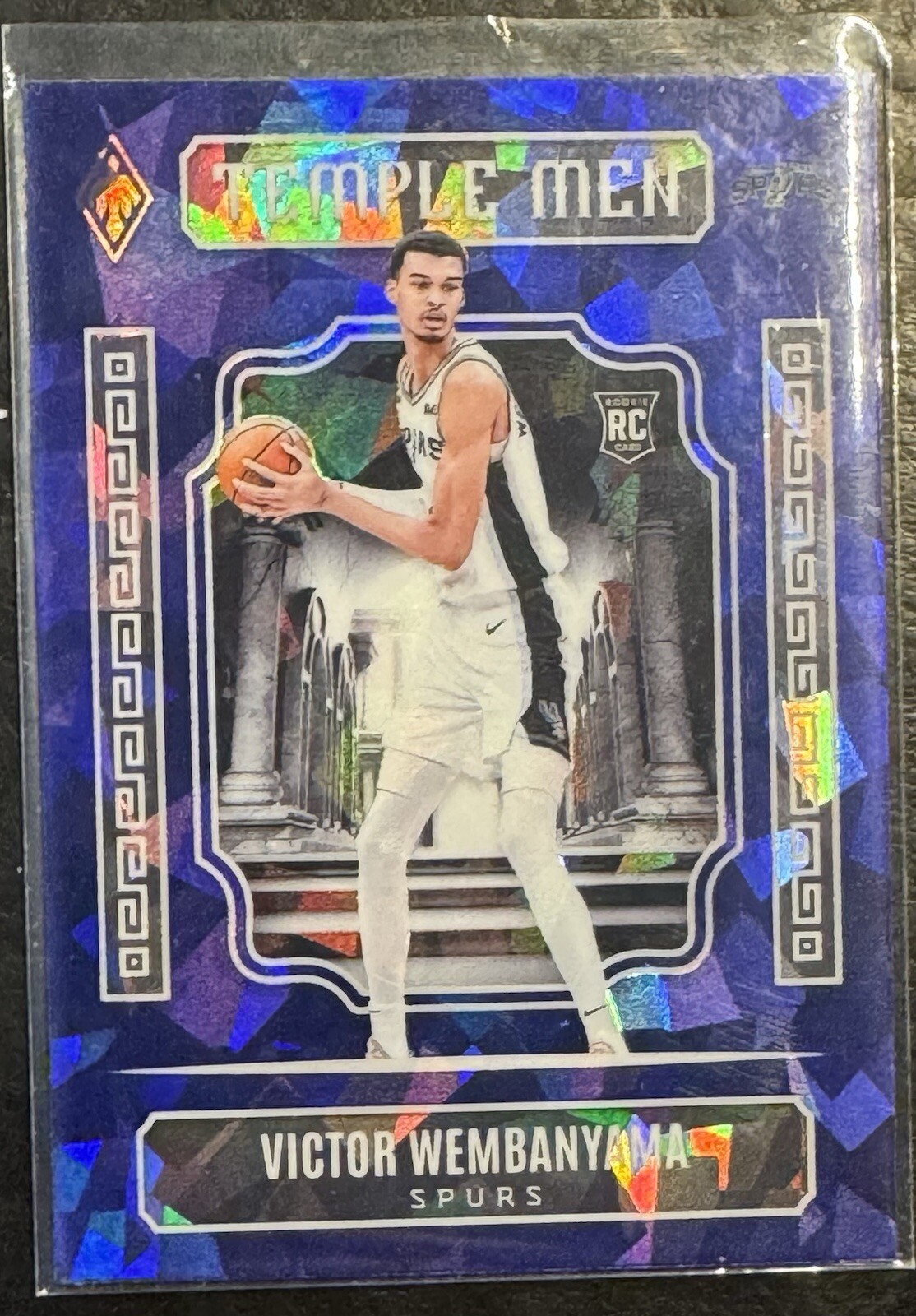 2023-24 Panini Phoenix - Temple Men Blue Ice #7 Victor Wembanyama (RC)