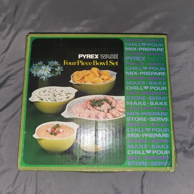NOS PYREX Verde 4 Pc CINDERELLA  MIXING BOWL SET UNOPENED BOX!!! 441,442,443,444