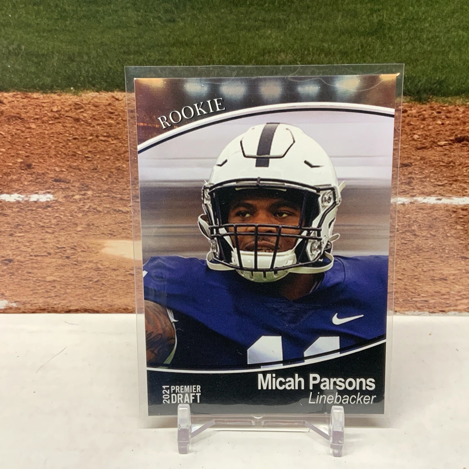 Micah Parsons Sage Hit Premier Draft #10 Base