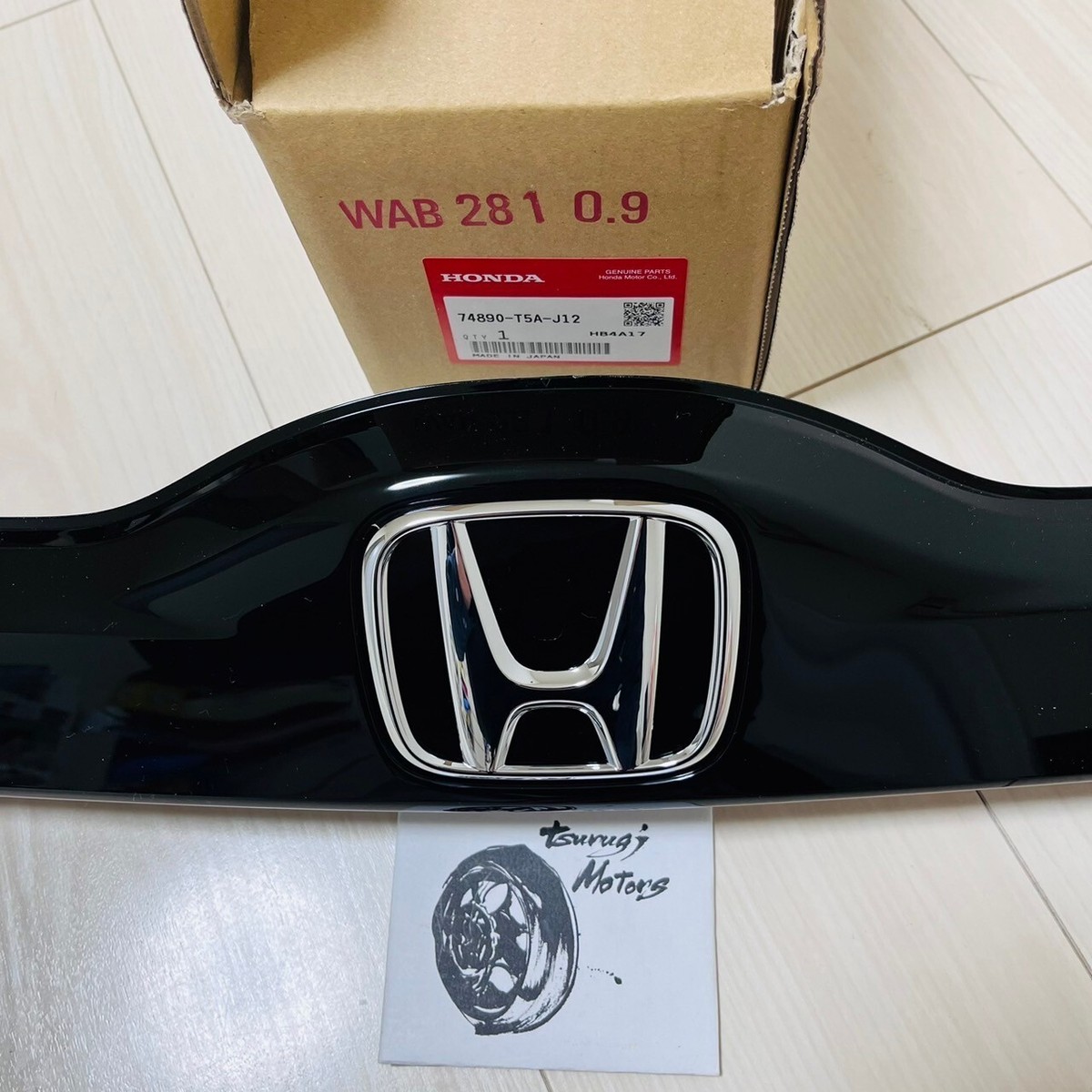 Honda Genuine 74890-T5A-J12 Jazz Fit GK3 Tail Gate Rear Garnish