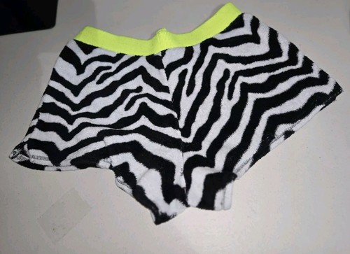 Cozy Justice Initial L Size 16/18 Fleece Zebra Print Lounge Sleep Shorts - Picture 7 of 10