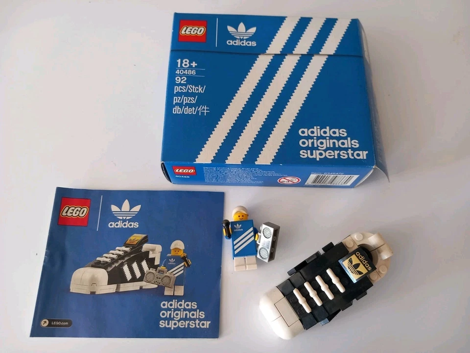 LEGO 40486 Adidas Originals Superstar, photo 1 sur 5