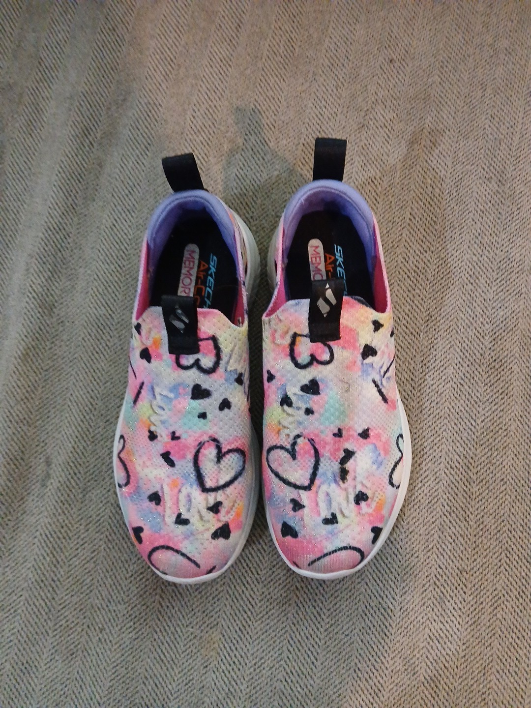 Girls Skechers Size 13 Love Design