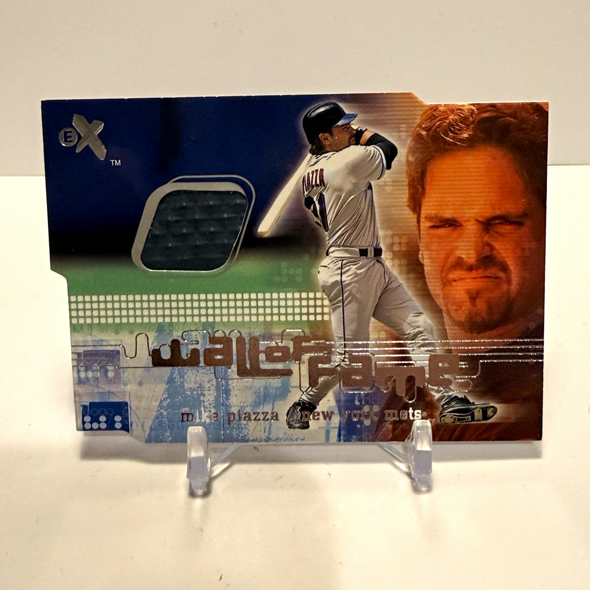 Fleer 2001 E-X Wall of Fame Mike Piazza MEM Insert New York Mets