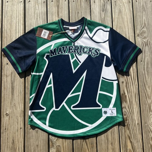 Herren Mitchell & Ness Dallas Mavericks Jumbotron Big Face Mesh T-Shirt Large $ 100