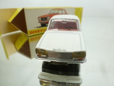 DINKY TOYS 1428 PEUGEOT 304 - WHITE 1:43 - GOOD CONDITION IN BOX