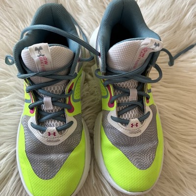 Under Armour Flow Breakthru 3 Basketball Shoes, Womens US Size 9, Lime Green