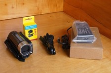 Canon legria FS40 8GB Expandable Camcorder Complete Set Working Well VG Cond