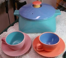 3 Lindt Stymeist Colorways 11" CASSEROLE + 2 Large Cups Saucer China Dinnerware