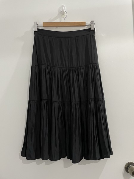 Veronika Maine Black Skirt Size 6 High Rise (T)