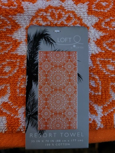 Resort Beach Towel 35”X70” Orange 100% cotton  NWT - Picture 2 of 2